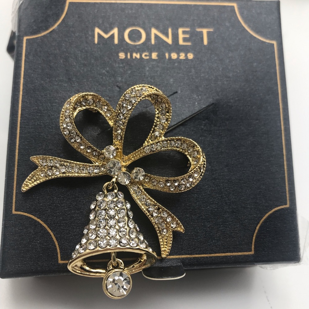 Monet Brooch gold tone